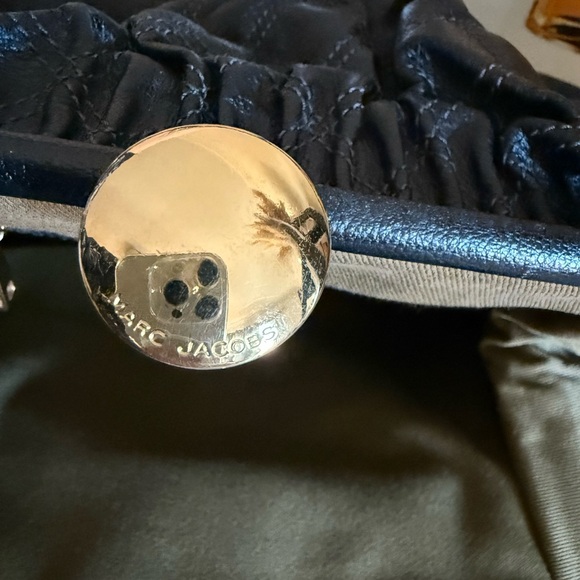 Marc Jacobs Stam Bag Black Quilted Leather Handbag with Gold Chain - Picture 11 of 13